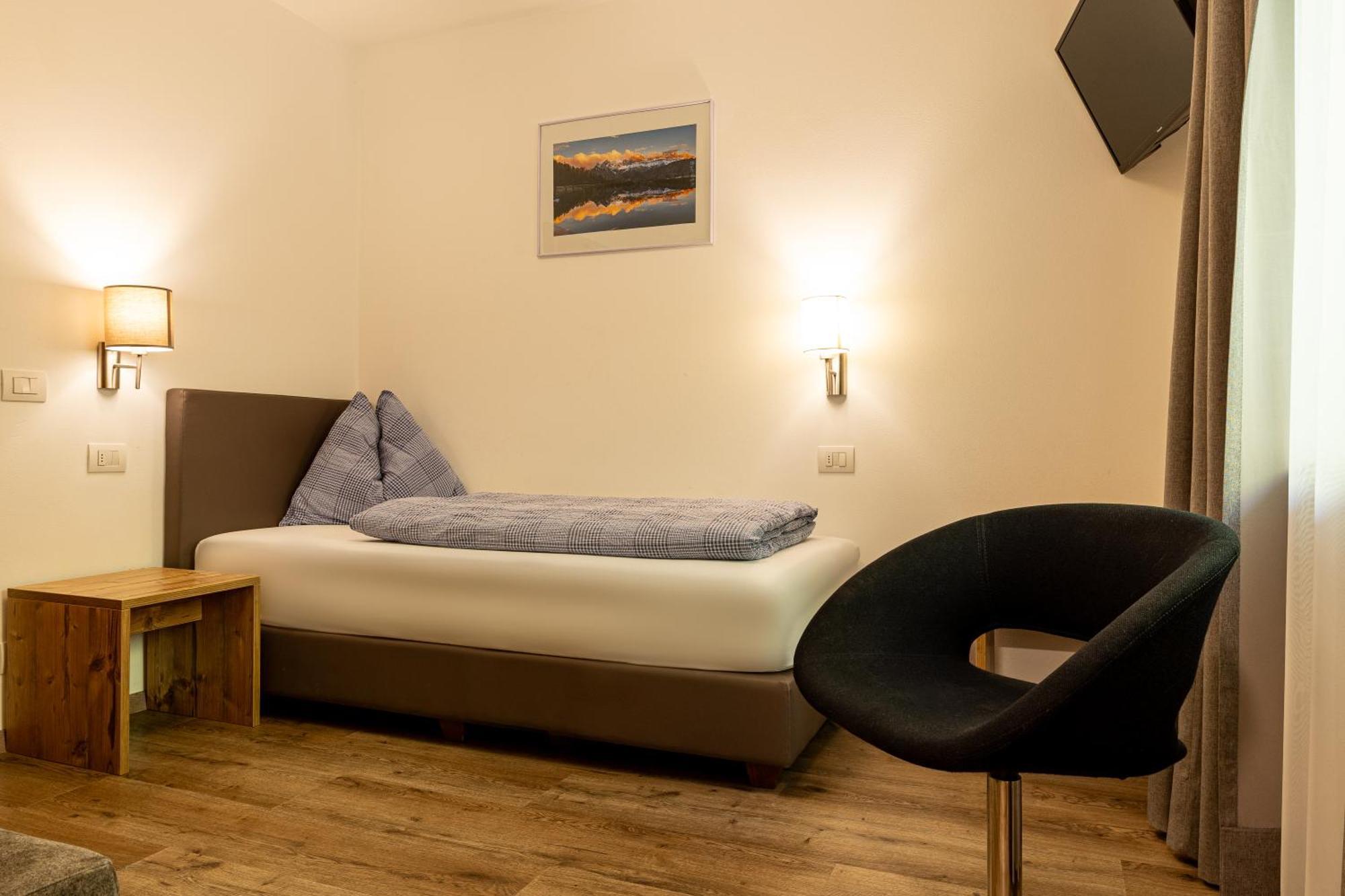 B&B Hotel Sonneck Natz-Schabs Buitenkant foto
